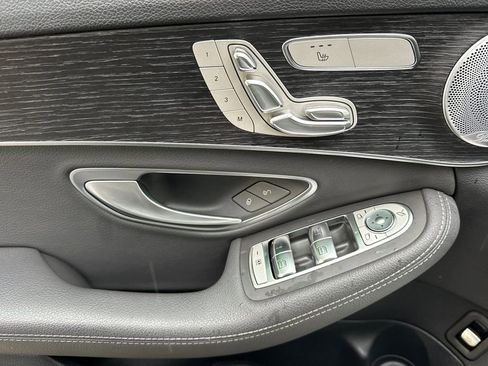 Used 2021 Mercedes-Benz C 300 Sedan image 11