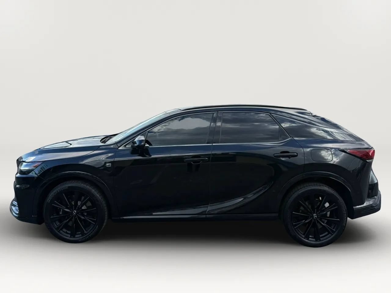 Used 2023 Lexus RX 500h F Sport w/ Cold Area Package AWD/4WD image 6