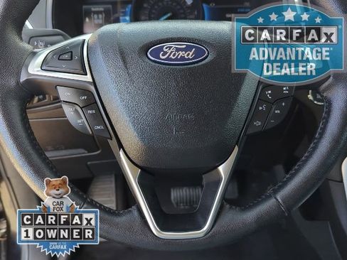 Used 2024 Ford Edge Titanium image 5