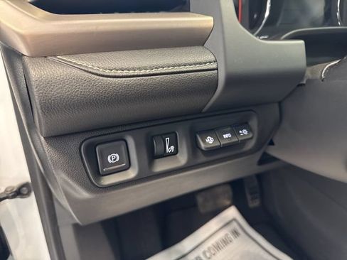 Used 2023 GMC Acadia Denali AWD/4WD image 21