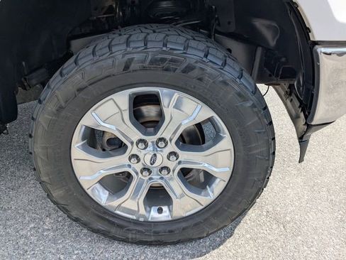 Used 2018 Ford F150 XLT image 11