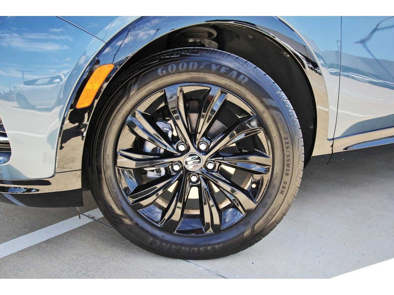 Used 2024 Buick Envista Sport Touring w/ Convenience I Package FWD image 29