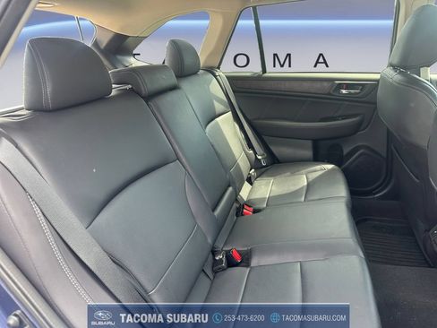 Used 2018 Subaru Outback 2.5i Limited AWD/4WD image 18