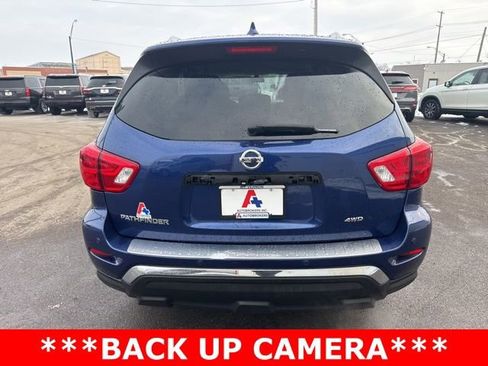 Used 2020 Nissan Pathfinder S image 4