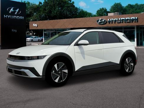 New 2025 Hyundai Ioniq 5 SEL image 2