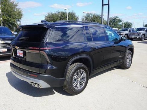 New 2026 Chevrolet Traverse LT image 7