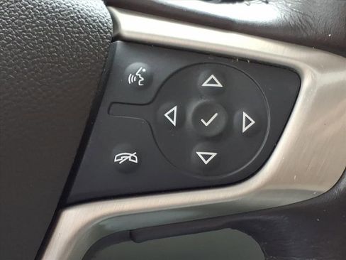 Used 2019 GMC Acadia Denali w/ Technology Package image 28