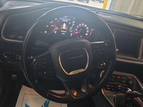 Used 2021 Dodge Challenger SXT RWD image 19