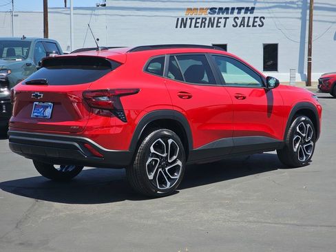 New 2026 Chevrolet Trax RS w/ Driver Confidence Package FWD image 6