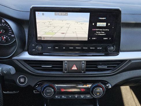 Used 2022 Kia Forte GT-Line w/ GT-Line Technology Package image 11