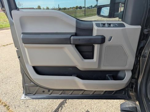 Used 2018 Ford F350 XL w/ Power Equipment Group image 13