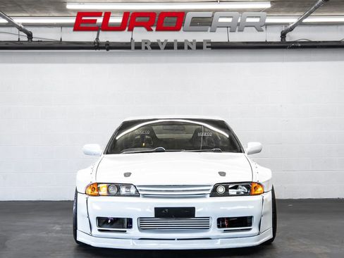 Used 1991 Nissan Other Nissan Models image 8