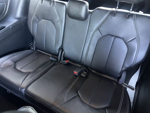New 2026 Chrysler Pacifica Select image 22