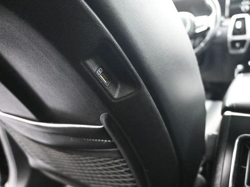 Used 2021 Kia Sorento EX w/ Panoramic Sunroof Package image 25