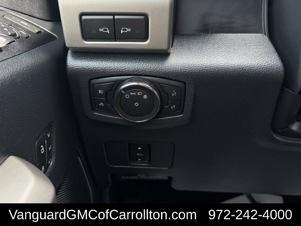 Used 2022 Ford F250 Lariat w/ Tremor Off-Road Package AWD/4WD image 27