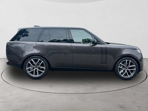 New 2026 Land Rover Range Rover SE AWD/4WD image 6
