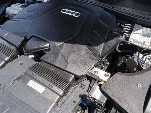 Used 2021 Audi Q8 Premium Plus w/ Premium Plus Package AWD/4WD image 80