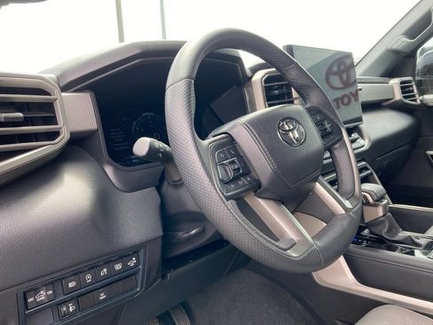 Used 2025 Toyota Tundra Limited w/ Power Package AWD/4WD image 9