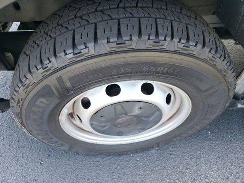 Used 2019 Ford Transit 150 130 Low Roof image 10