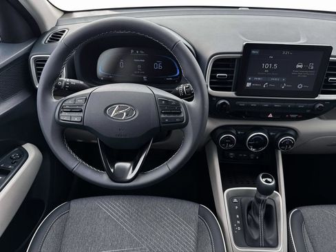 New 2026 Hyundai Venue SEL FWD image 17