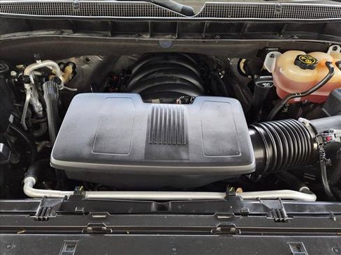 Used 2022 Chevrolet Suburban RST RWD image 23
