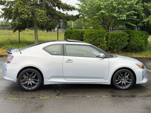 Used 2014 Scion tC 10 Series FWD image 7