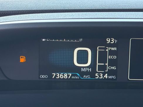 Used 2022 Toyota Prius FWD image 28