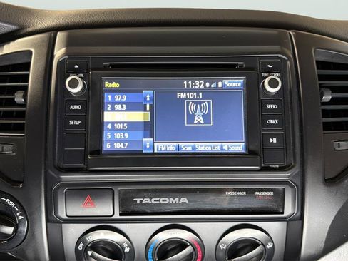 Used 2015 Toyota Tacoma 4x4 Double Cab image 25