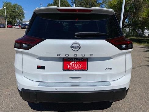 New 2026 Nissan Rogue SV image 4