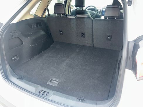 Certified 2024 Ford Edge SEL w/ Convenience Package image 6