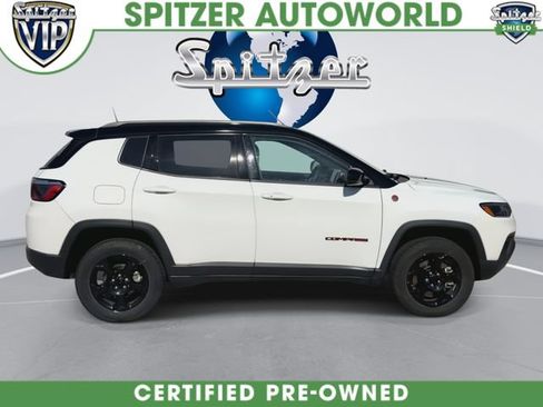 Used 2023 Jeep Compass Trailhawk AWD/4WD image 10