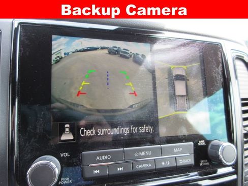 Used 2021 Nissan Titan PRO-4X w/ Pro-4x Convenience Package AWD/4WD image 18