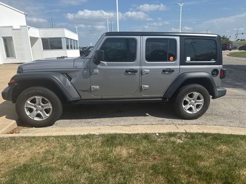 Used 2020 Jeep Wrangler Unlimited Sport S AWD/4WD image 4