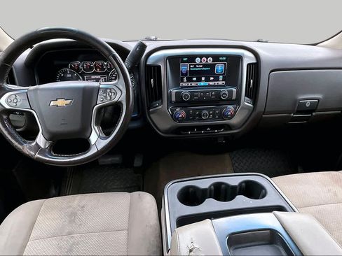 Used 2015 Chevrolet Silverado 1500 LT w/ LT Convenience Package AWD/4WD image 13