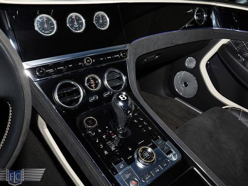 Used 2022 Bentley Continental GT Speed image 29