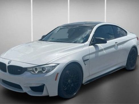 Used 2017 BMW M4 Coupe RWD image 13
