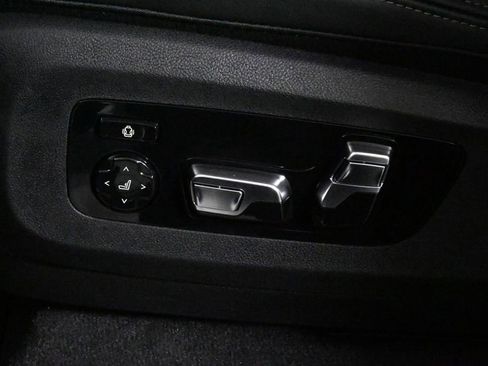 Used 2026 BMW X5 xDrive50e w/ Premium Package image 28