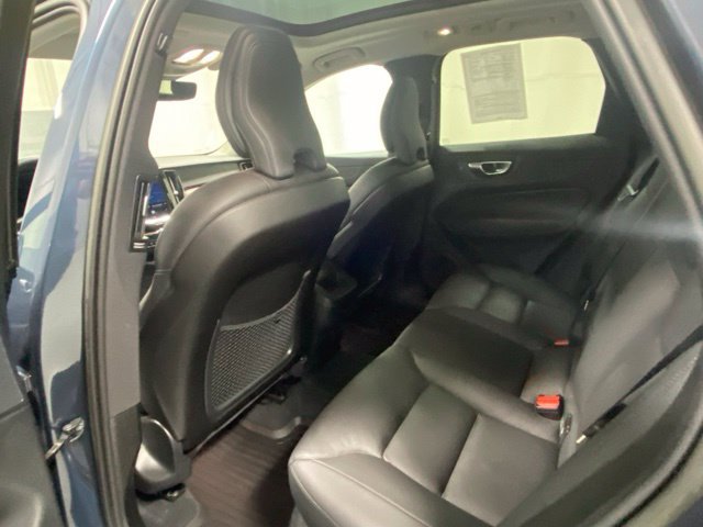 Certified 2023 Volvo XC60 B5 Plus AWD/4WD image 14