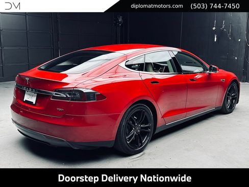 Used 2016 Tesla Model S 70D AWD/4WD image 6