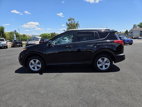 Used 2014 Toyota RAV4 XLE FWD image 8