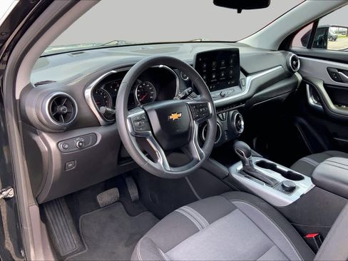 Used 2024 Chevrolet Blazer LT FWD image 16