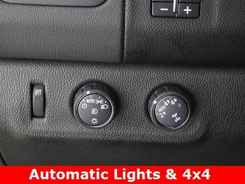 Used 2022 Chevrolet Colorado LT w/ Redline Special Edition image 20