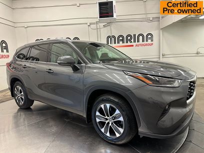 Used 2021 Toyota Highlander XLE