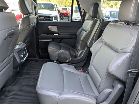 Certified 2025 Ford Expedition Max Active image 17