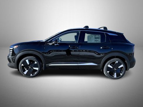New 2026 Nissan Kicks SR w/ Cold Weather Package AWD/4WD image 8