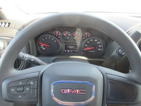 New 2026 GMC Sierra 1500 Pro w/ Pro Value Package AWD/4WD image 18