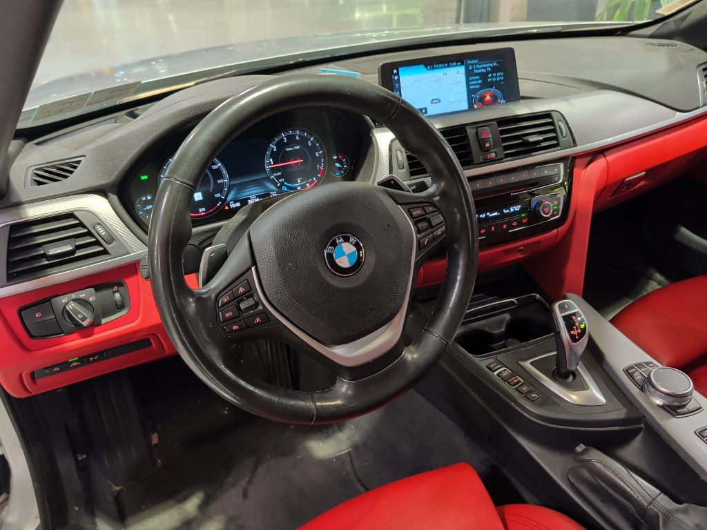 Used 2020 BMW 440i xDrive Convertible w/ Executive Package AWD/4WD image 5