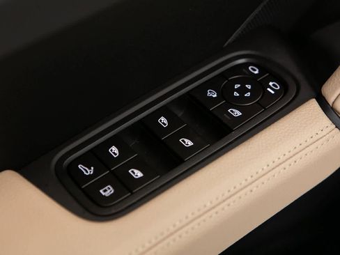 New 2026 Porsche Cayenne E-Hybrid image 18