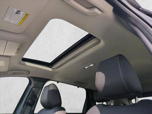 Used 2025 MAZDA CX-90 Plug-In Hybrid w/ Preferred image 15