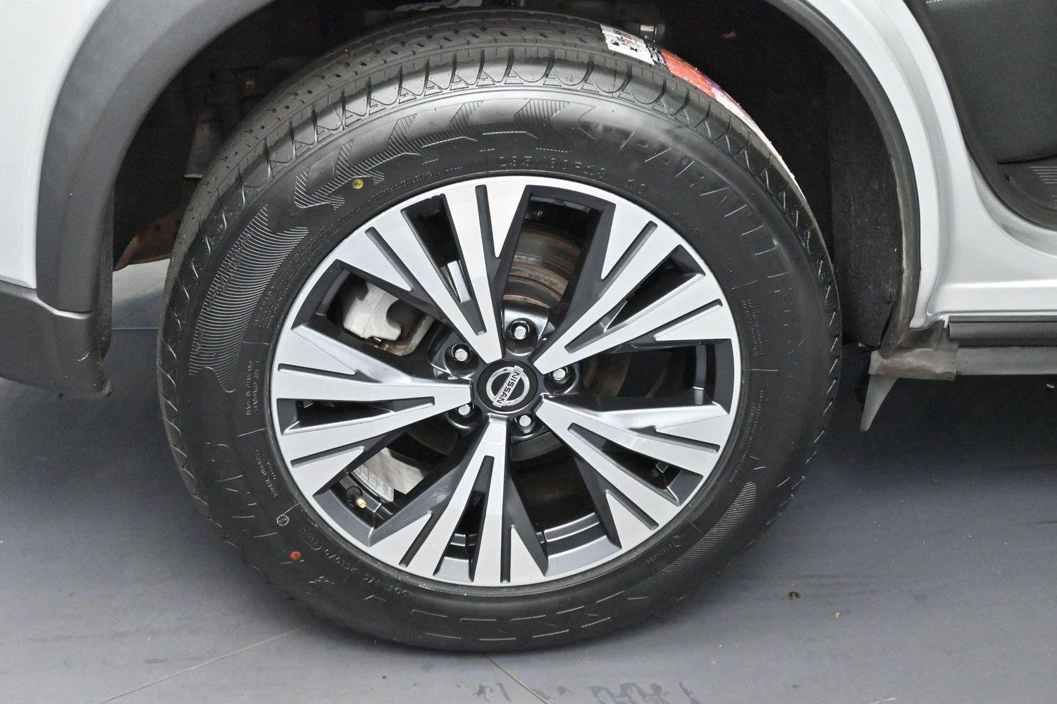 Used 2021 Nissan Rogue SV AWD/4WD image 30